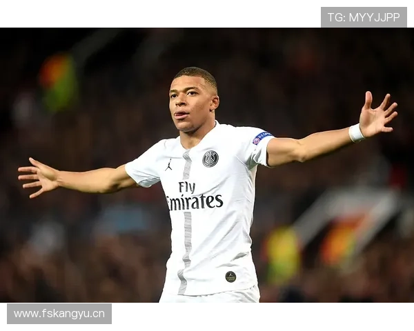 维尼修斯：从低效边锋到顶级爆点的成长轨迹解析