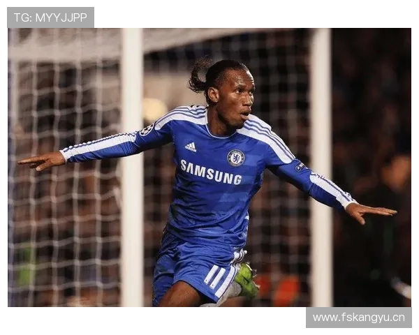 奥斯梅恩与埃托奥:非洲锋霸进攻效率及战术角色对比分析 奥斯梅恩与埃托奥:非洲锋霸进攻效率及战术角色对比分析